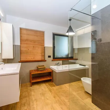 Acero Rosso - Privacy, Relax, Mountain View Апартаменты Аоста