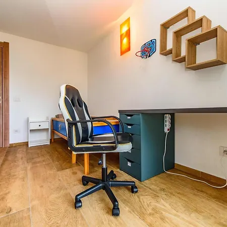 Acero Rosso - Privacy, Relax, Mountain View Apartment Aosta