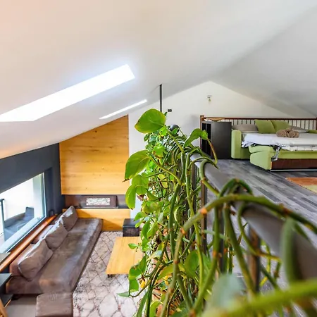 Апартаменты Acero Rosso - Privacy, Relax, Mountain View Аоста